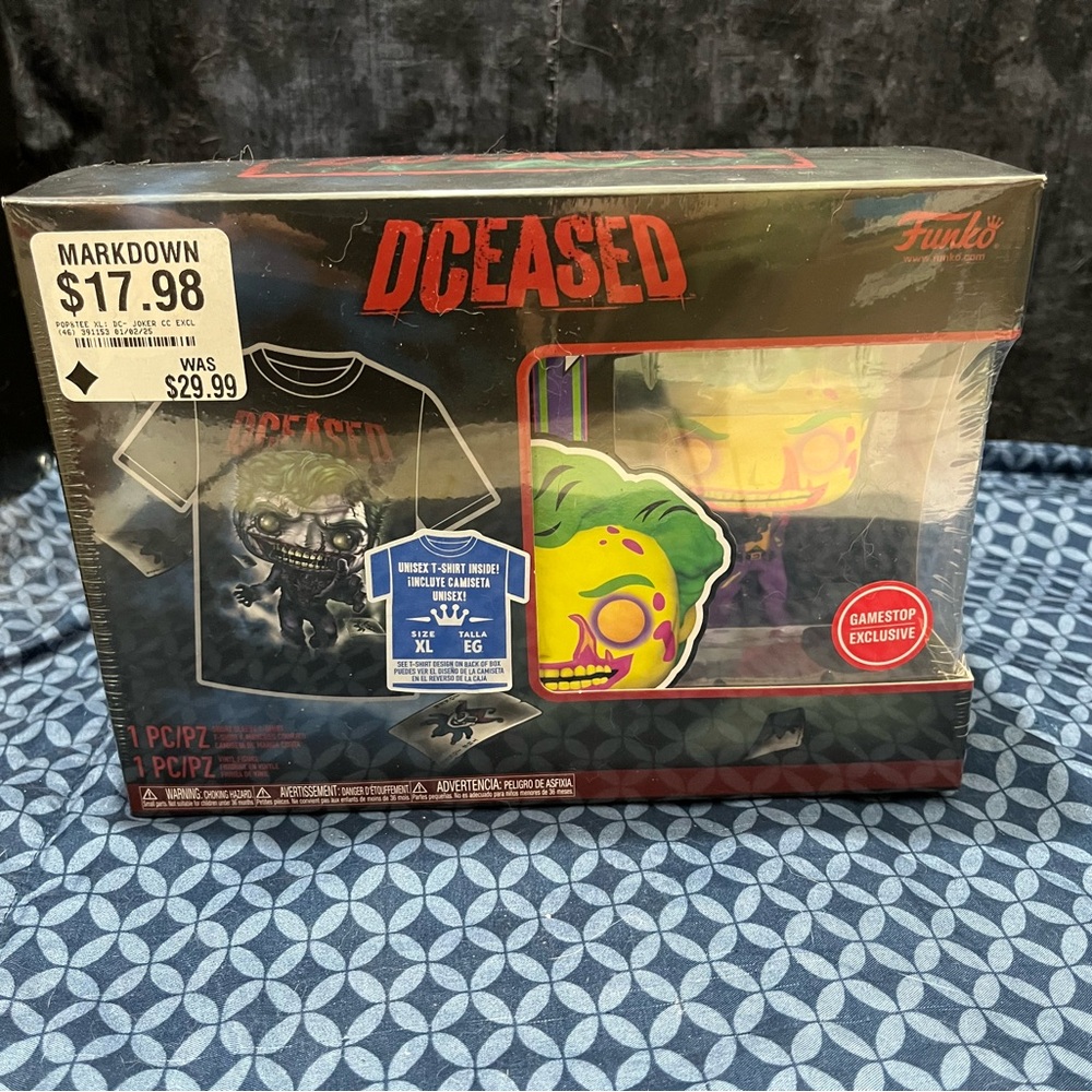 Funko Pop! Tees DCComicsDCeasedTheJoker BLACK LIGHT 480 Vinyl Figure Collectible